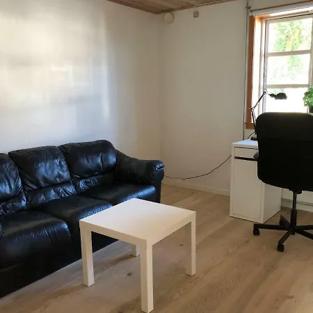 Frydendal Th Apartment